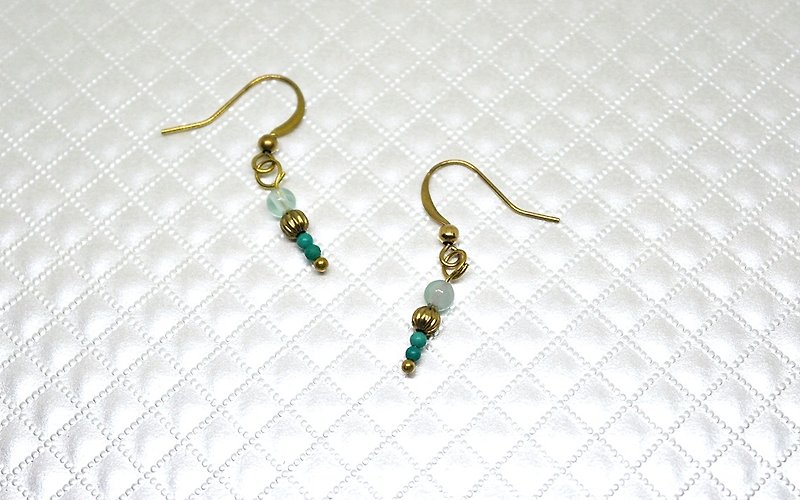 黄铜X天然石-蓝色小精灵- -勾式耳环 - 耳环/耳夹 - 宝石 绿色