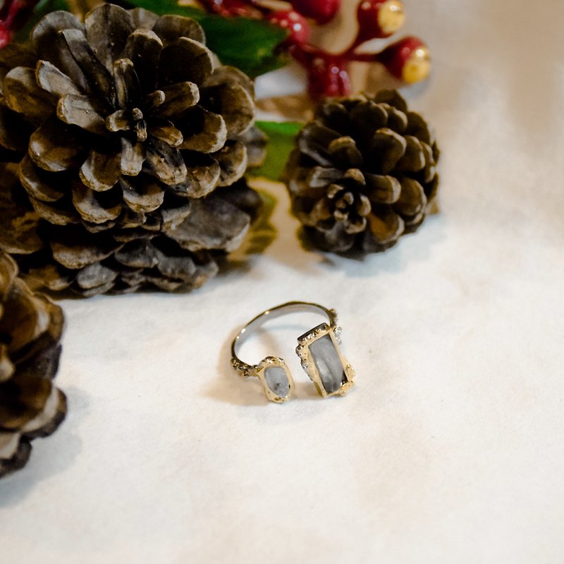 Simple snowflake ring - 戒指 - 其他材质 黑色