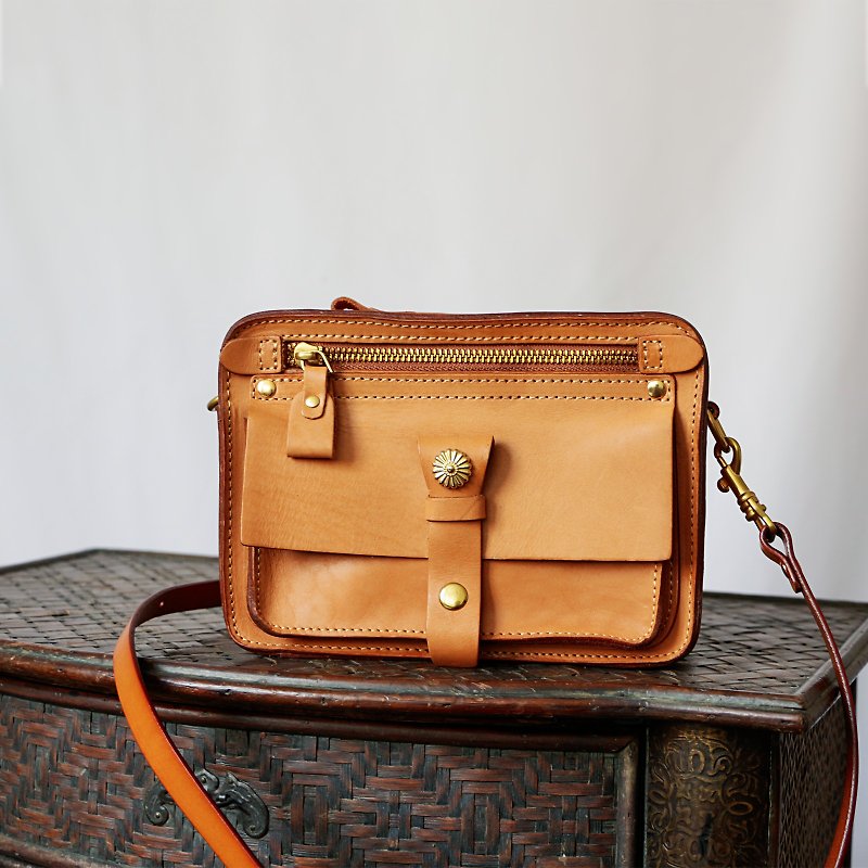 持ち歩ける小さな箱型鞄・2wayミニショルダーショルダーバッグ斜め掛シ - 侧背包/斜挎包 - 真皮 橘色