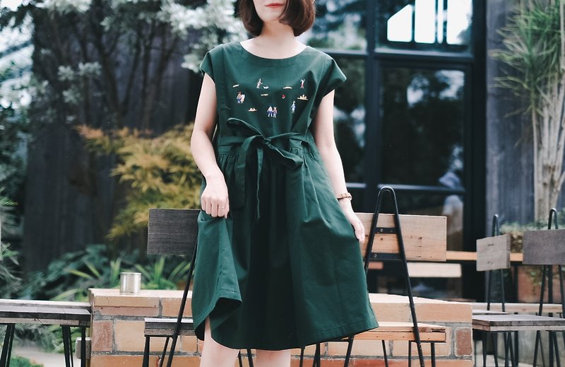 Ribbon Dress 丝带礼服绿色 : green - 洋装/连衣裙 - 棉．麻 绿色