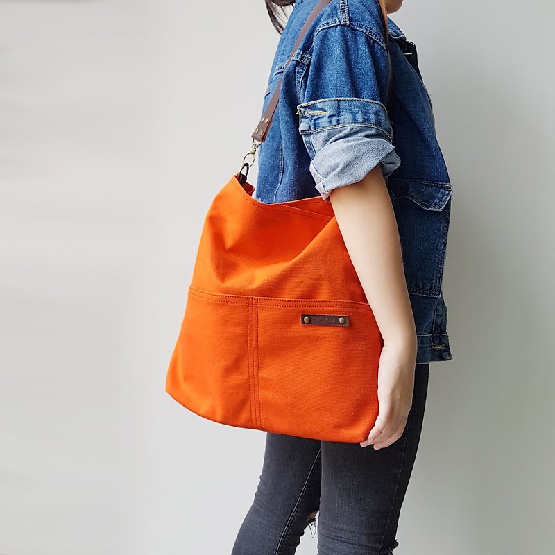 COTTON CANVAS IN ORANGE COUPLE SLING BAG / TOTE WITH GENUINE LEATHER STRAP - 手提包/手提袋 - 真皮 橘色