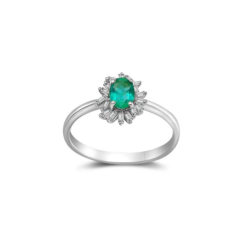 18k绿宝石戒指以不规则钻石包边 - 戒指 - 宝石 绿色