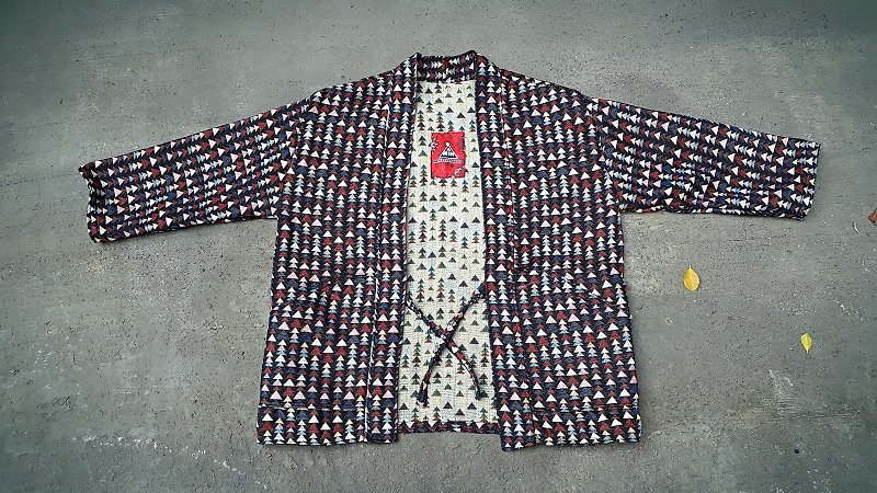 AMIN'S SHINY WORLD手工订制KIMONO满版三角形民族罩衫大衣外套 - 女装休闲/机能外套 - 棉．麻 多色