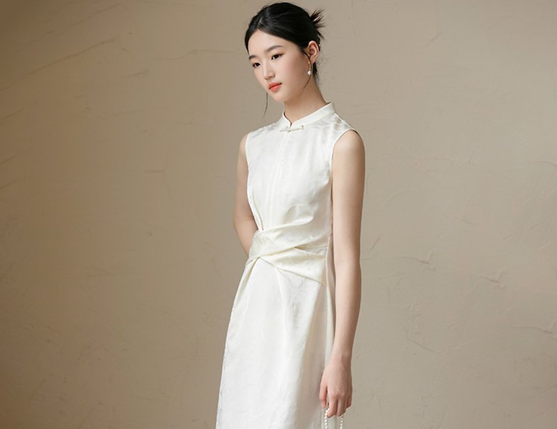 新中式 改良提花旗袍收腰显瘦中國風洋裝 - 洋装/连衣裙 - 丝．绢 白色