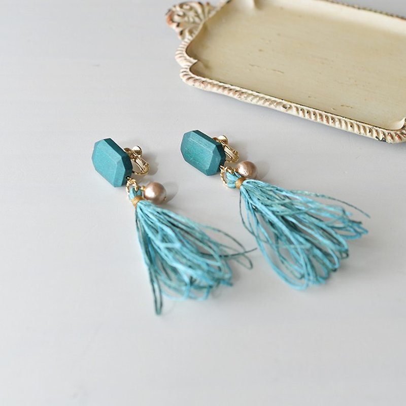 イヤリング/Tassel earrings/wood/blue - 耳环/耳夹 - 纸 蓝色