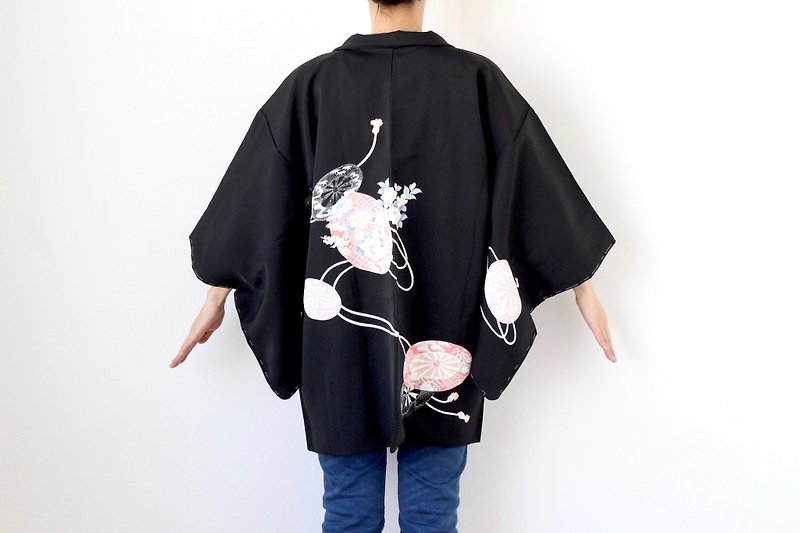 Japanese silk kimono, kimono jacket, traditional kimono, authentic kimono /3947 - 女装休闲/机能外套 - 丝．绢 黑色
