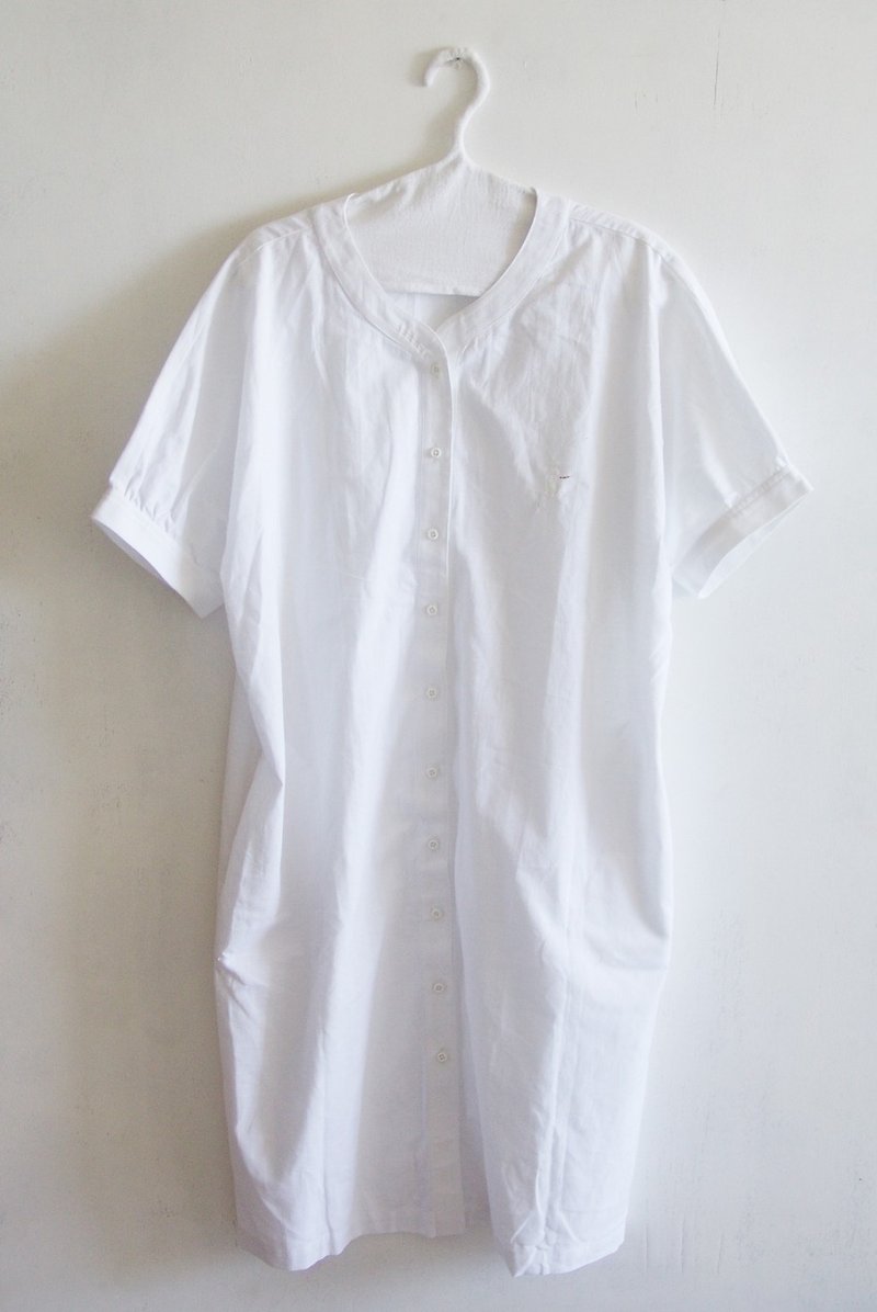 外套式洋装--牛奶锅 - 洋装/连衣裙 - 棉．麻 白色