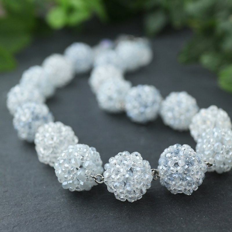 Beaded Balls Necklace(Blue)/ビーズボールの花珠ネックレス 青 - 项链 - 其他材质 蓝色