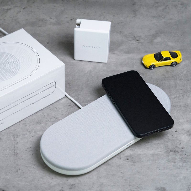 Artellia Monno 35W 兼容iPhone 13 白色五合一快充无线充电器 - 手机充电及周边 - 塑料 白色