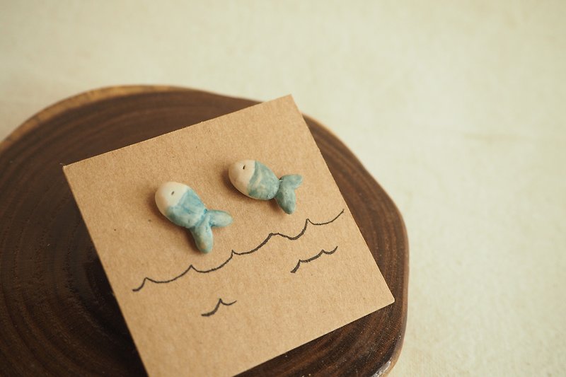 Little Blue Fish Earring  - 耳环/耳夹 - 陶 蓝色