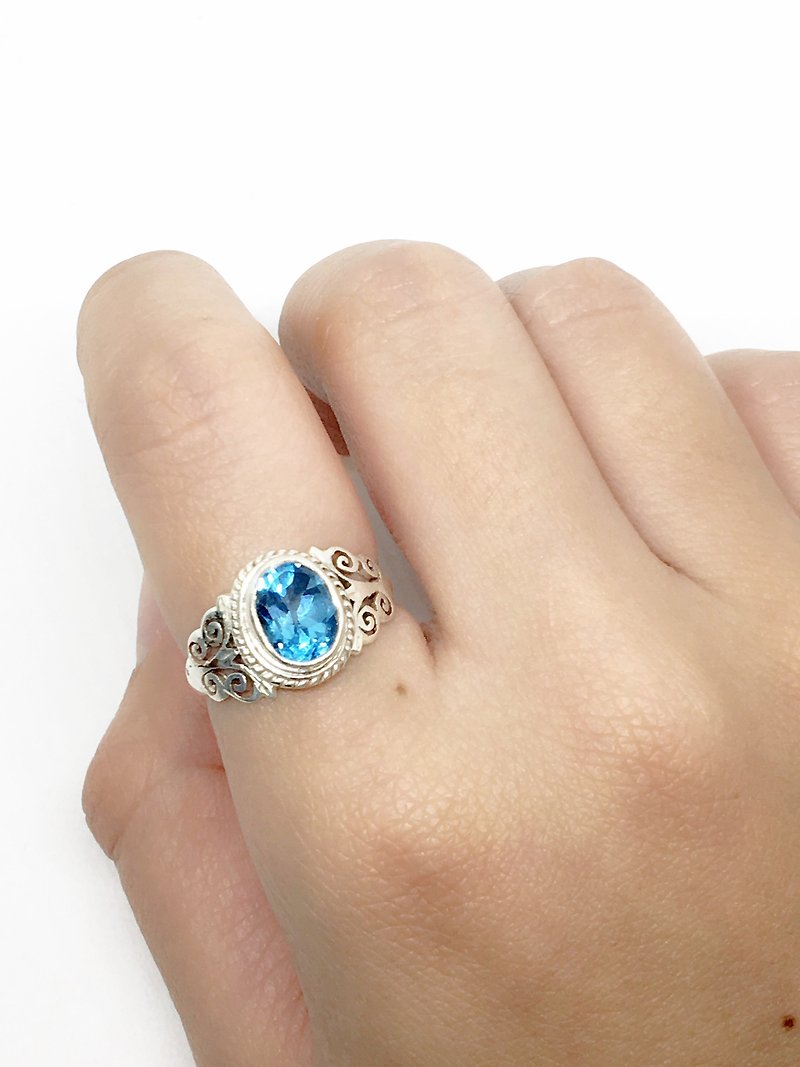 蓝托帕石blue topaz 925纯银雕花戒指 尼泊尔手工镶嵌制作(款式2) - 戒指 - 宝石 蓝色