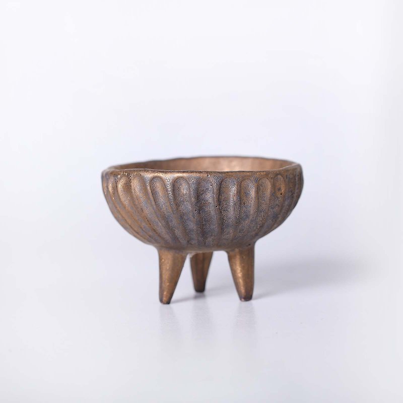 明芽窑 l 古铜刻纹植木钵| 手作陶盆器 - 花瓶/陶器 - 陶 咖啡色