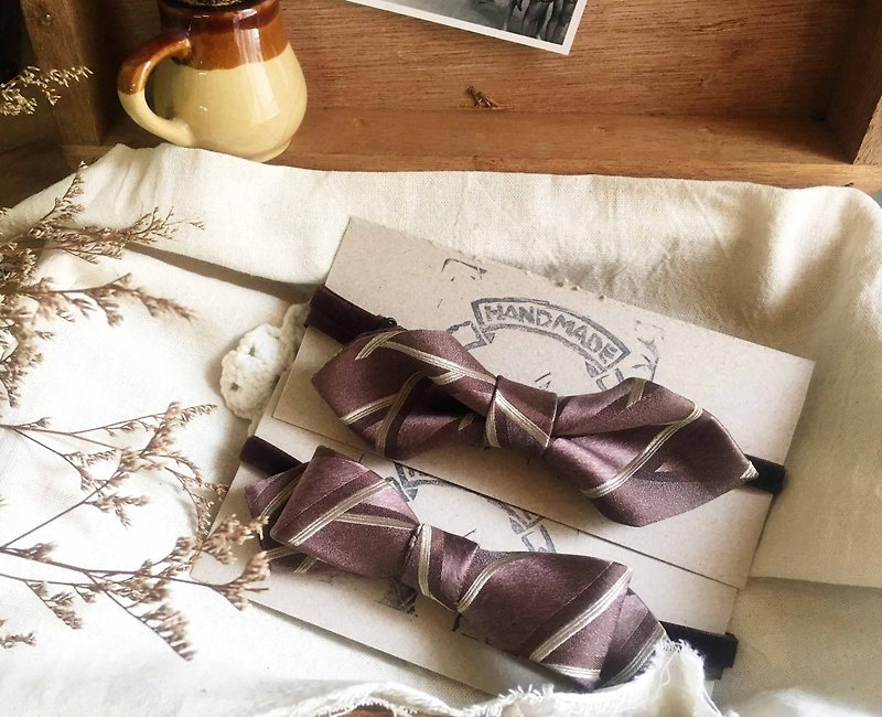 Papa's Bow Tie- 古董布花领带改制手工领结-奥斯陆棕-宽版 - 领带/领带夹 - 丝．绢 金色