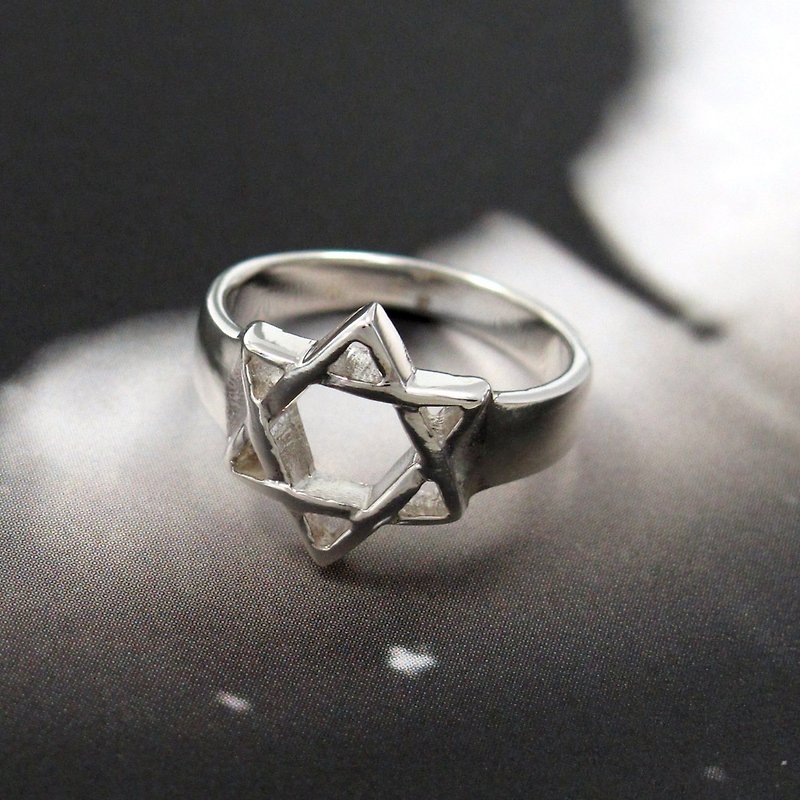 戒指 Shape造型系列-魔幻星祈 六芒星造型 925纯银戒指 - 戒指 - 纯银 银色