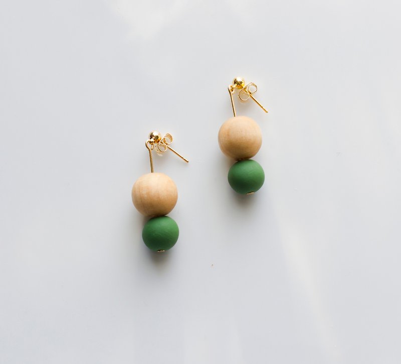 手作 软陶 木头 大小 两颗球系列之 木头 深绿色 耳环 镀金耳针 - 耳环/耳夹 - 粘土 绿色