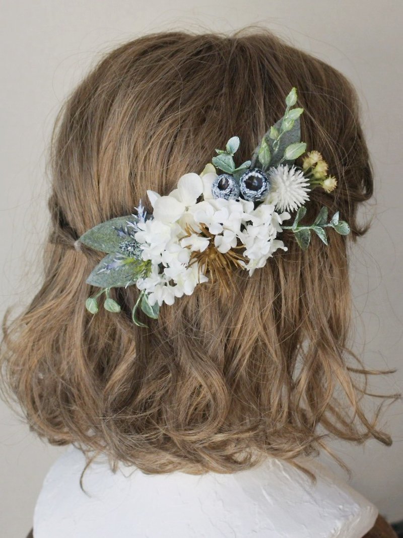 【限定1点】白い小花とユーカリベリーのコーム - 发饰 - 植物．花 白色