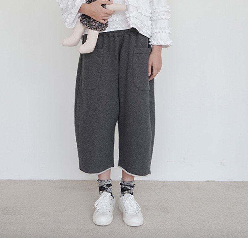 灰色九分直筒裤 - imakokoni - 女装长裤 - 棉．麻 灰色