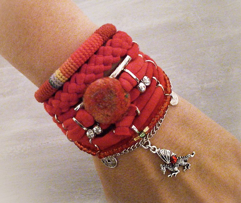 Unique Red Bohemian Bracelet Pack Dragon Charm Chinese Coins Jewelry - 手链/手环 - 棉．麻 红色