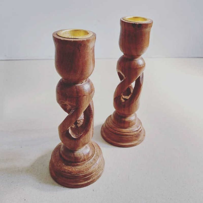 美国古董 木质手工立体螺旋镂空雕刻蜡烛烛台组/摆设(二个一组) - 蜡烛/烛台 - 木头 咖啡色