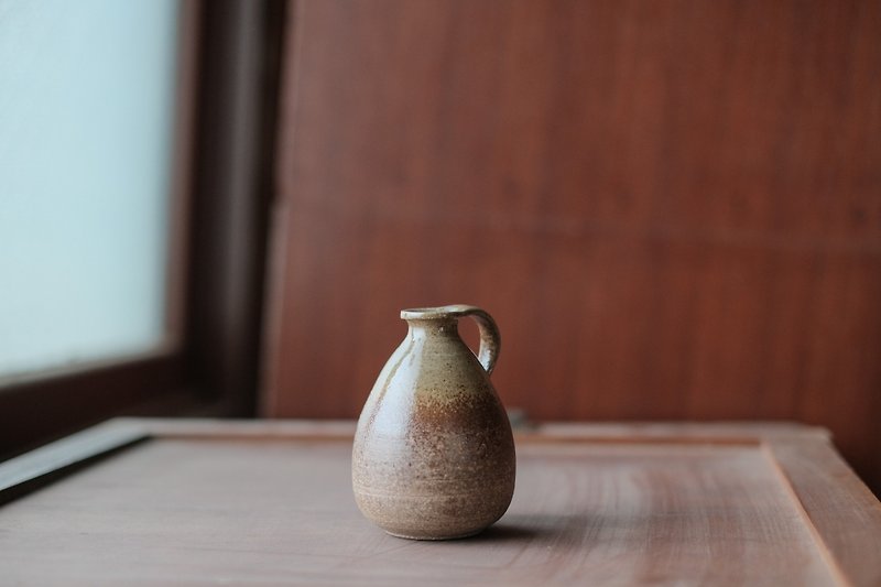 花器|小把手花瓶 - 花瓶/陶器 - 陶 咖啡色