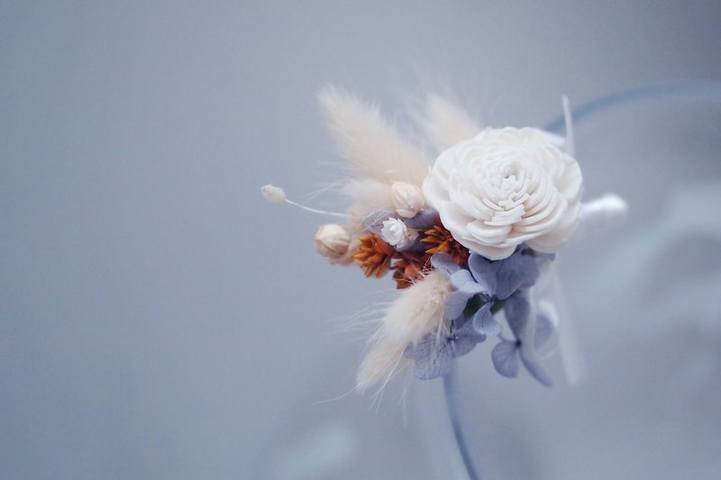 White Snow 纯色祝福胸花 永生花婚礼适用 - 胸针 - 植物．花 白色