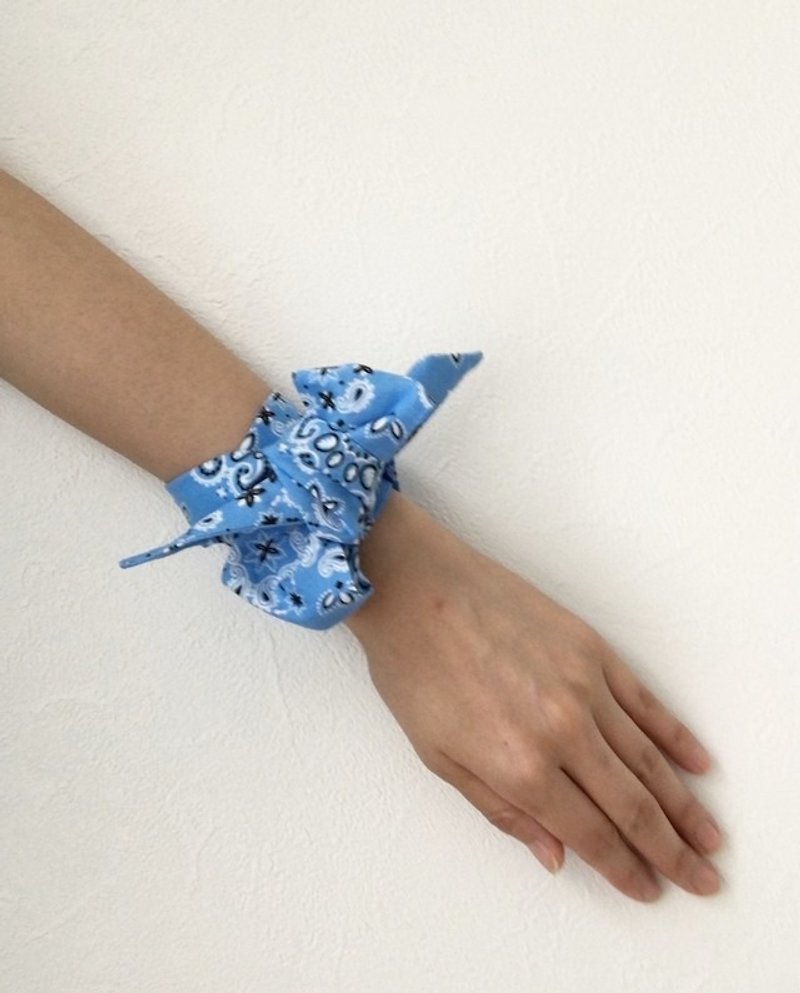 ツイリースカーフ twilly バンダナ風ブルー - 手链/手环 - 棉．麻 蓝色