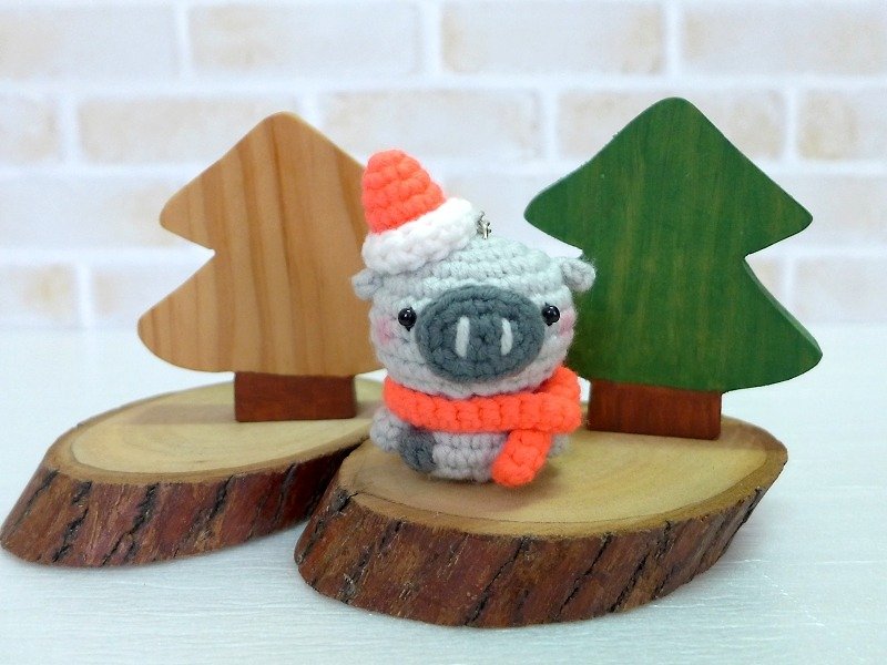 灰小猪钥匙圈-橘圣诞帽 - 钥匙链/钥匙包 - 其他材质 