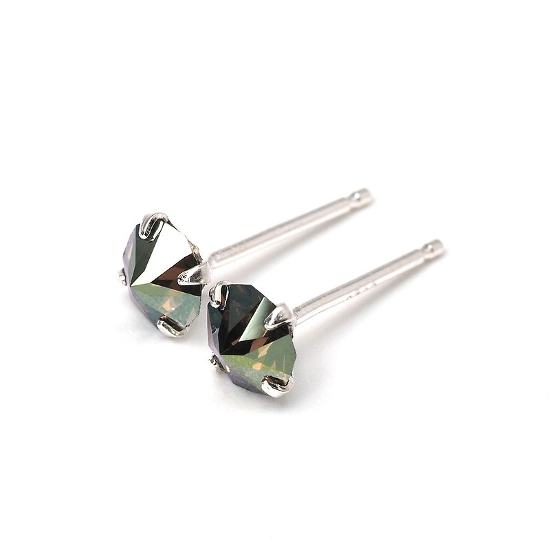 Shadow Green Pointed Earrings - Sterling Silver 5mm Round - Green Men Earrings - 耳环/耳夹 - 纯银 绿色