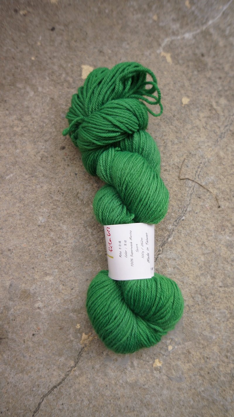 手染线。翠绿 (Sport 100%SWM) - 编织/刺绣/羊毛毡/裁缝 - 羊毛 