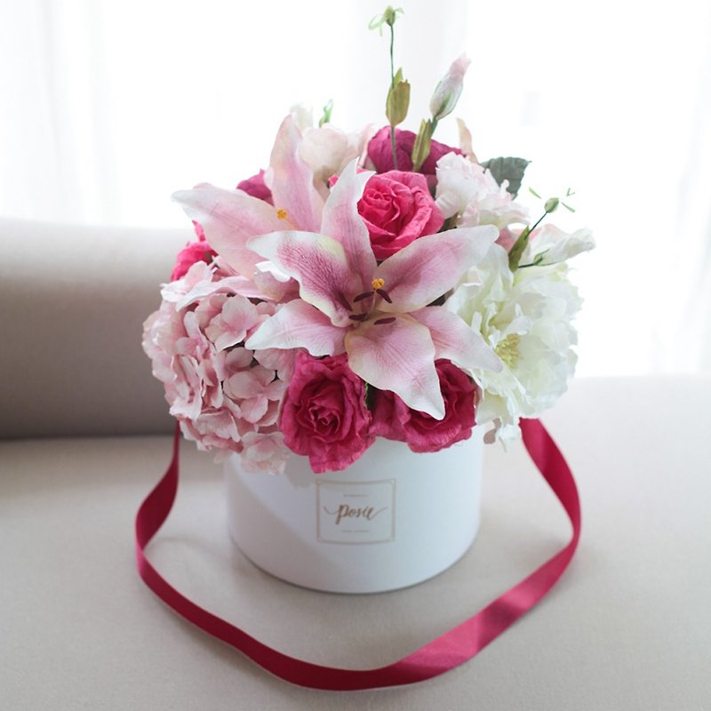 Wonder Gift Box Artificial Mulberry Paper Flower for Special Occasion! - 摆饰 - 纸 多色