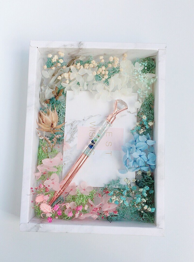 【體驗】情书   情人节  浮游花笔  钻石造型永恒的永生花盒