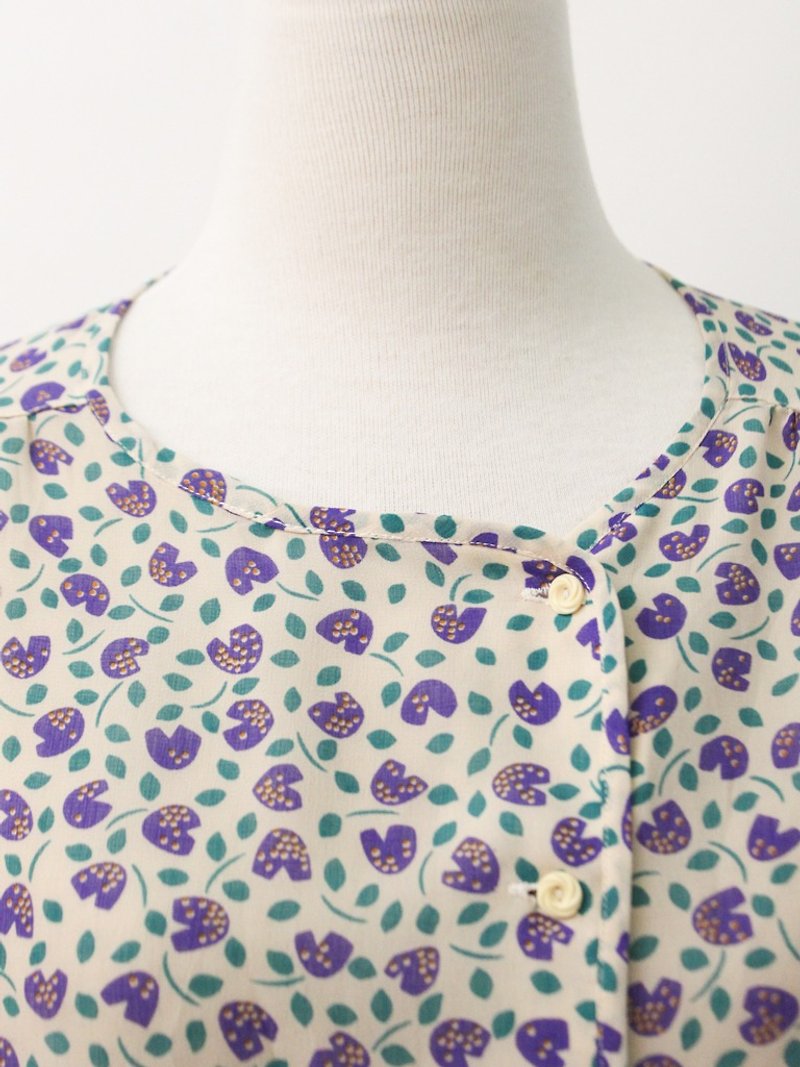 复古日本制紫色小花米灰色短袖古着衬衫 Vintage Blouse - 女装衬衫 - 聚酯纤维 卡其色