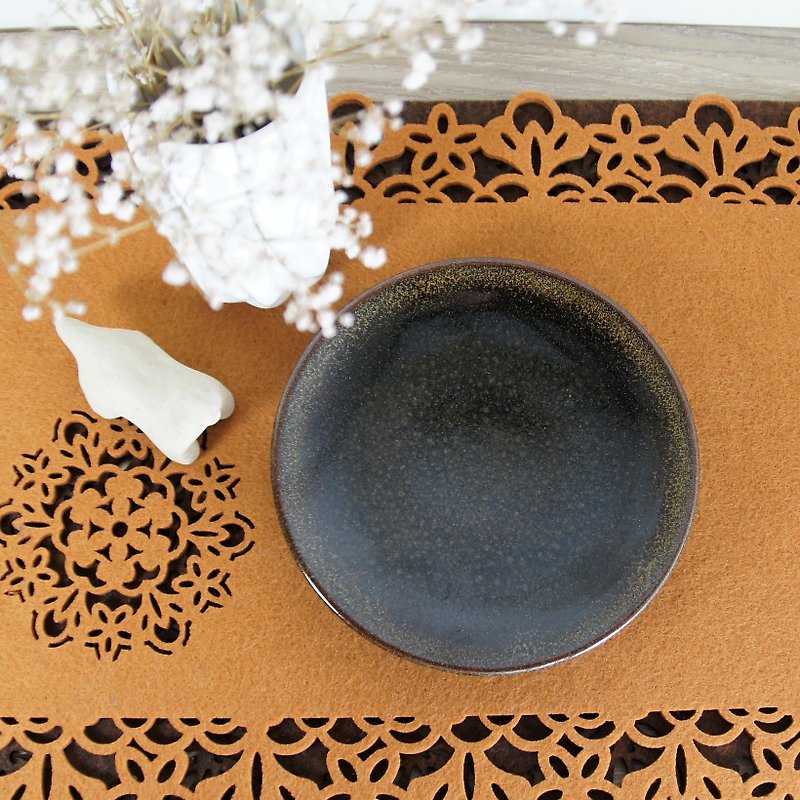 小黄油滴黑釉陶盘,餐盘,菜盘,水果盘,点心盘-直径约15.5厘米 - 浅碟/小碟子 - 陶 黑色