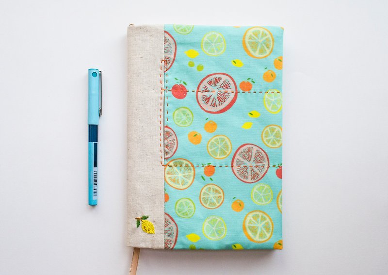Citrus Summer - adjustable A5 fabric bookcover - 笔记本/手帐 - 棉．麻 多色