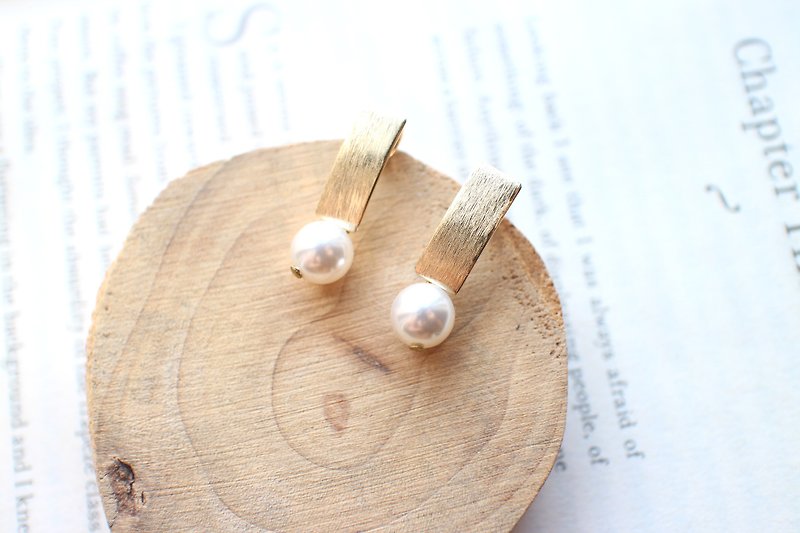迷金-珍珠 黄铜耳环-可改夹 - 耳环/耳夹 - 铜/黄铜 白色