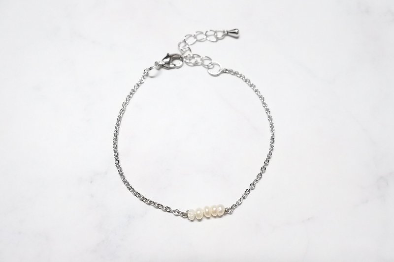 【微小的白】淡水珍珠手链 - 手链/手环 - 珍珠 白色