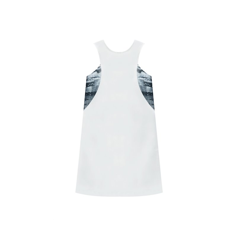 White V Cut Dress (Size M) - 洋装/连衣裙 - 其他材质 白色