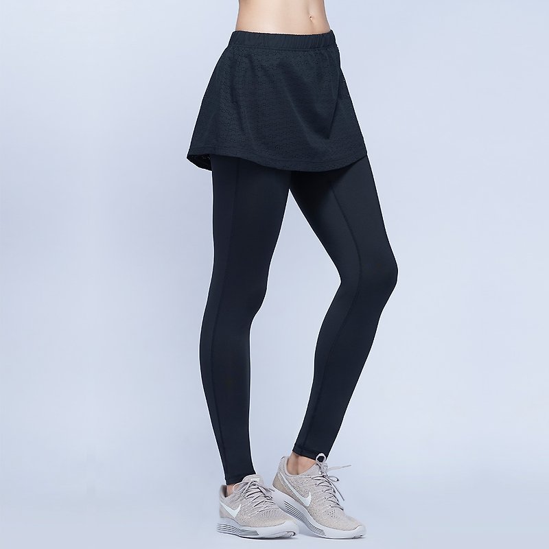 【MACACA】轻悦裙片裤- AQG7151黑 - 女装运动裤 - 聚酯纤维 黑色