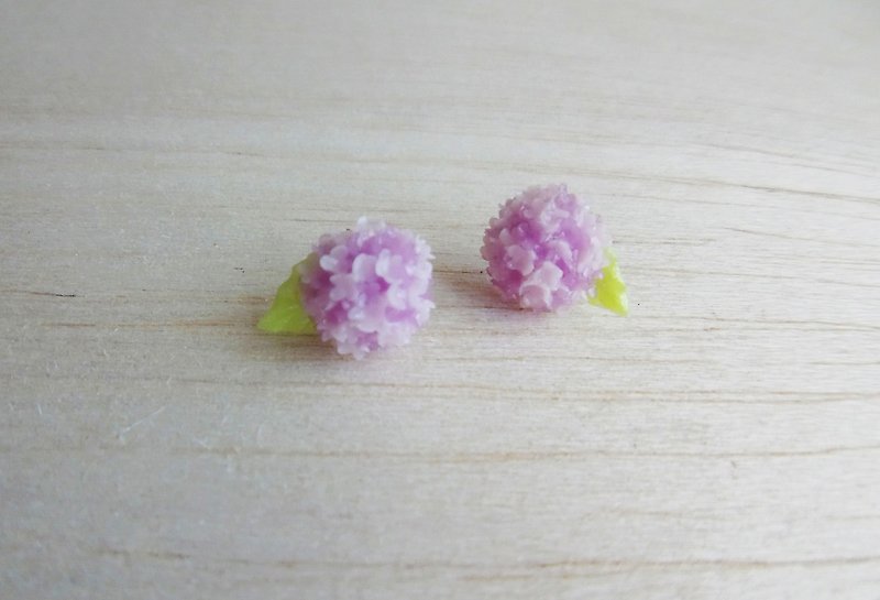 粉紫双色绣球花  纯银耳环/耳夹 - 耳环/耳夹 - 粘土 紫色