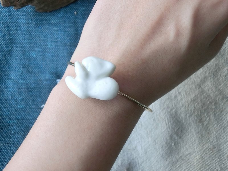 石下/ 动物系列 白色 小松鼠 大自然 陶瓷 手镯 手环 - 手链/手环 - 瓷 白色
