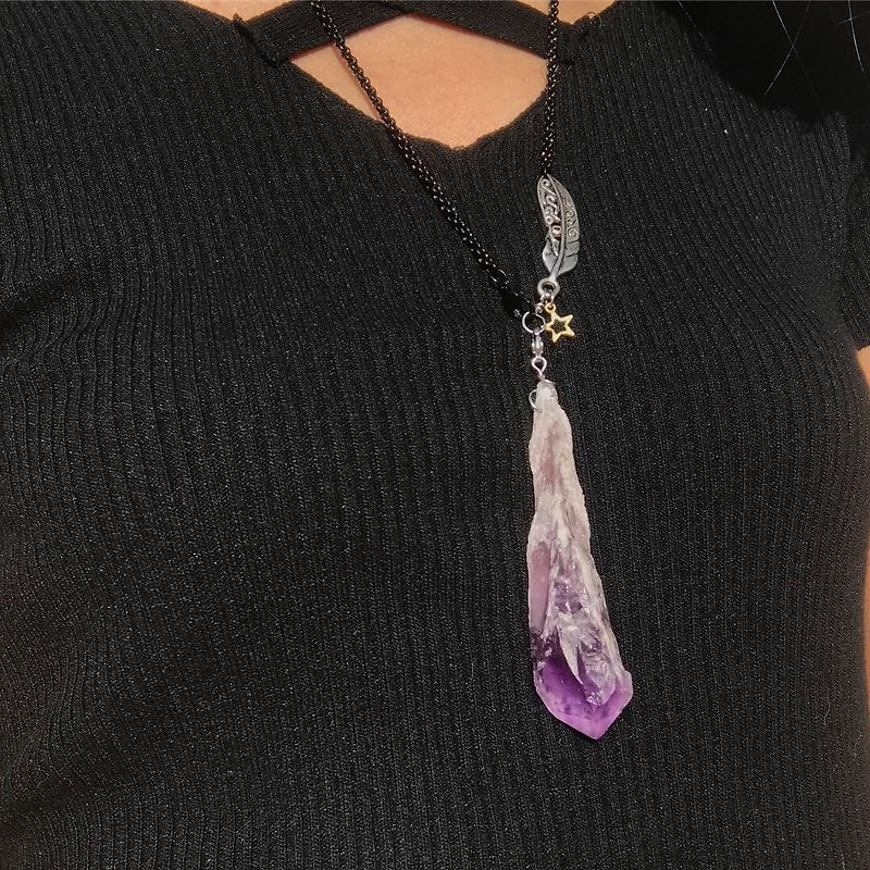 【Lost and find】高能量 自然的神奇原石 灵摆 项链 - 项链 - 宝石 紫色