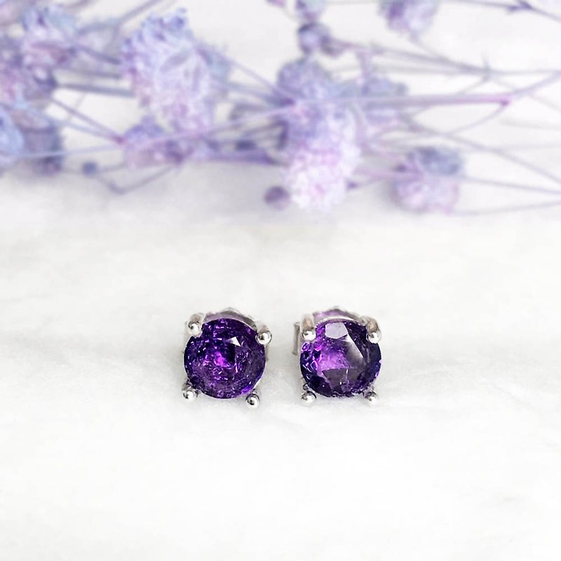 |纯银珠宝| 紫水晶 S925 镶嵌宝石四爪圆形经典耳钉 - 耳环/耳夹 - 宝石 紫色