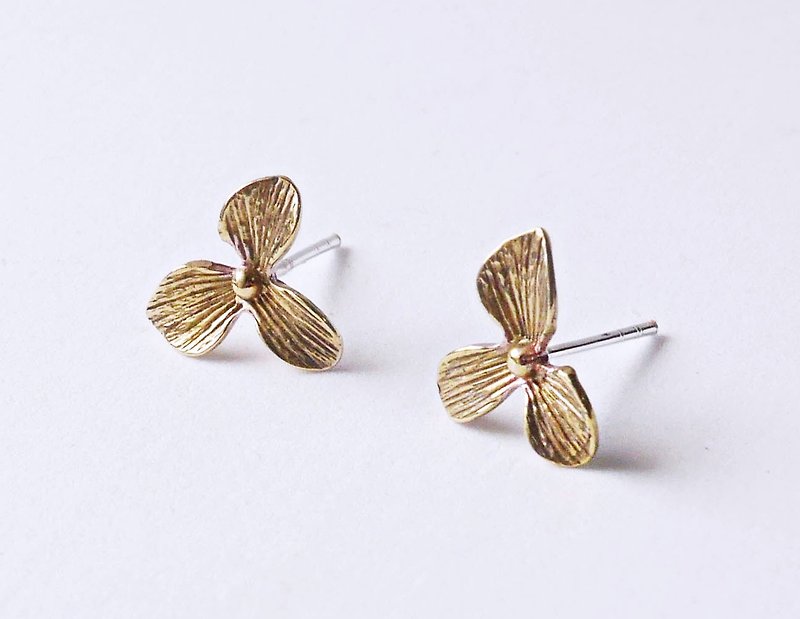 黄铜花朵-三瓣 (925银耳针/黄铜耳夹) - 耳环/耳夹 - 铜/黄铜 金色