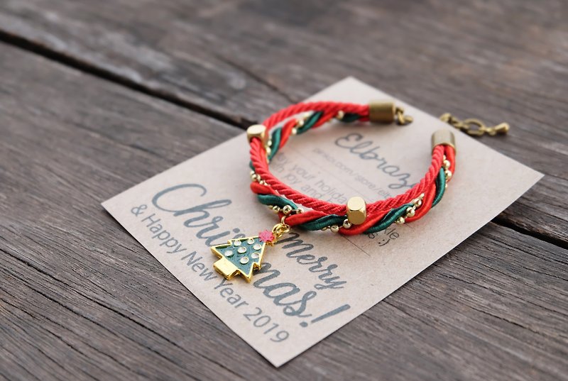 Last 2 pieces ! Double layer red green rope bracelet with Christmas tree charm - 手链/手环 - 其他材质 绿色