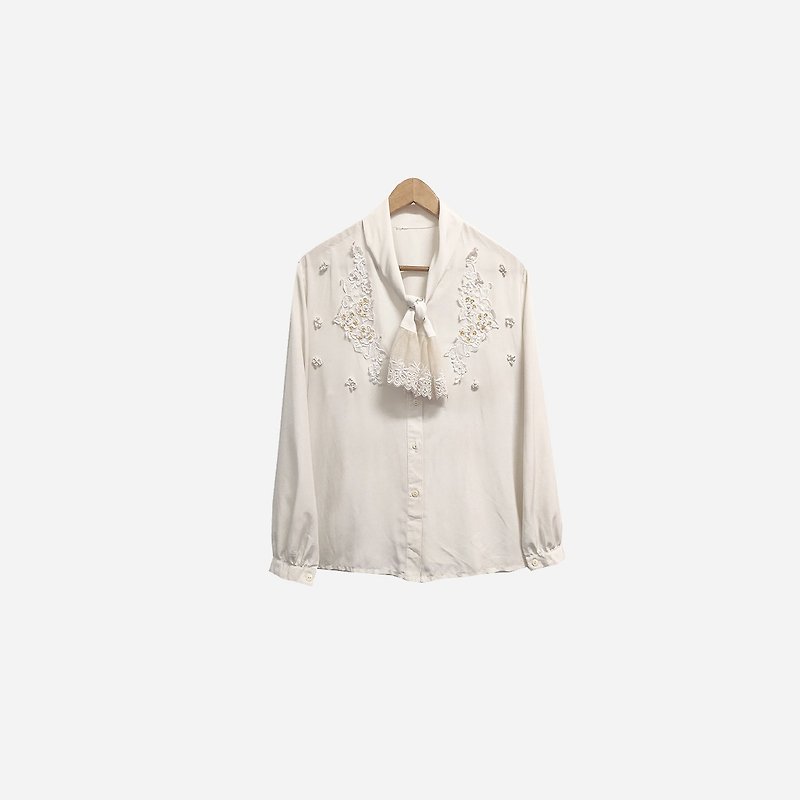 脱臼古着 / 蕾丝刺绣绑带白衬衫 no.344 vintage - 女装衬衫 - 聚酯纤维 白色
