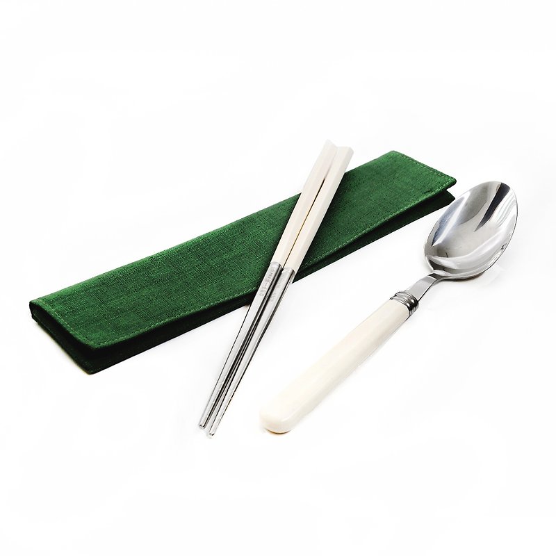 台湾第一筷✦绿色素雅餐具组✦大件筷匙组 - 筷子/筷架 - 其他金属 绿色