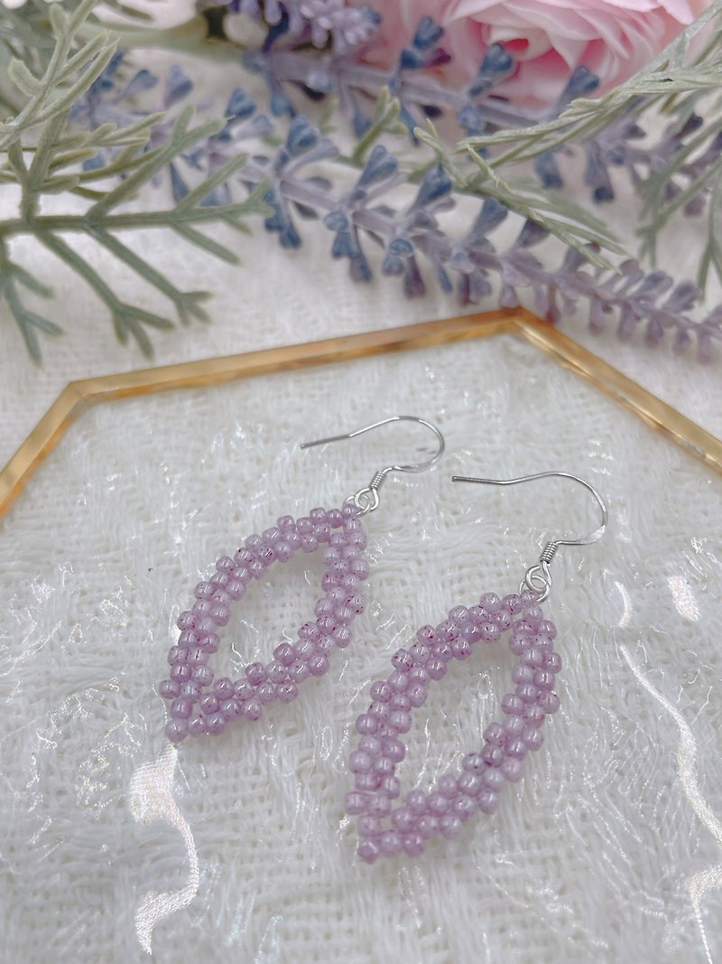 葡萄色大理石纹榄型耳环 - 耳环/耳夹 - 塑料 紫色