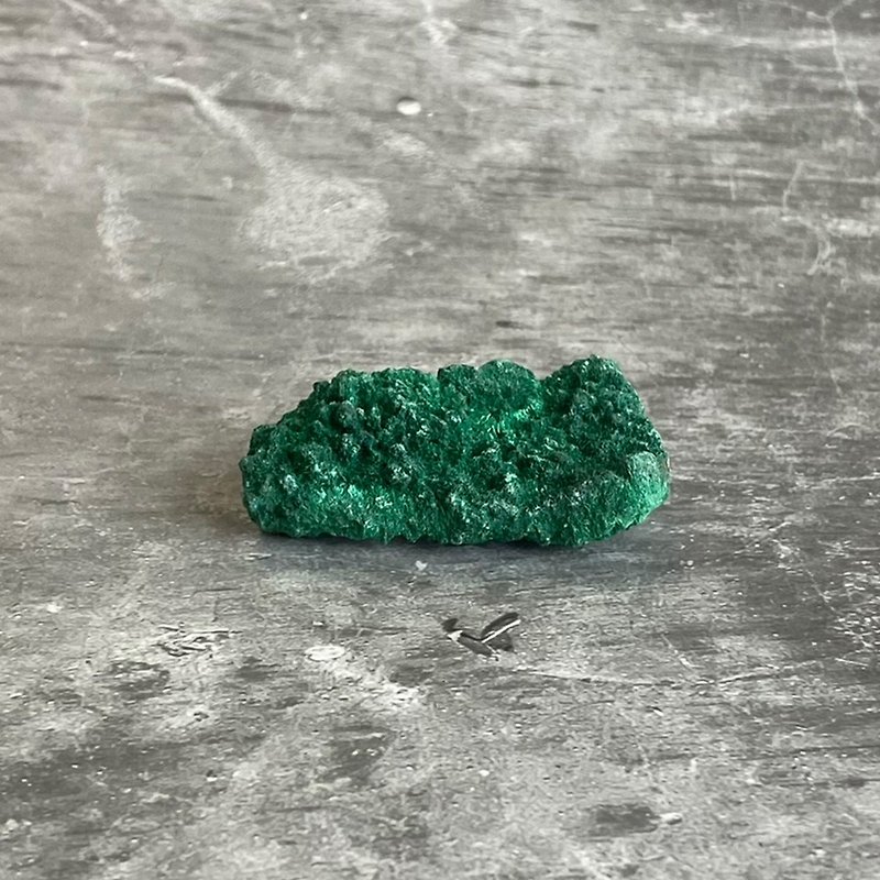 水晶簇- 孔雀石原矿   办公室疗愈微景观 设备摆饰 一物一图 - 摆饰 - 宝石 绿色