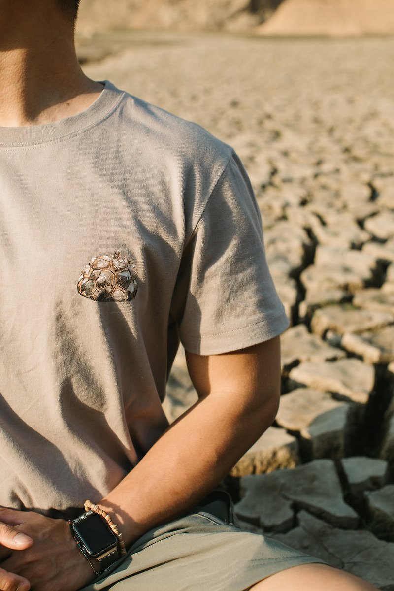 Dioscorea Elephantipes (龟甲龙) T-shirt - 中性连帽卫衣/T 恤 - 棉．麻 卡其色