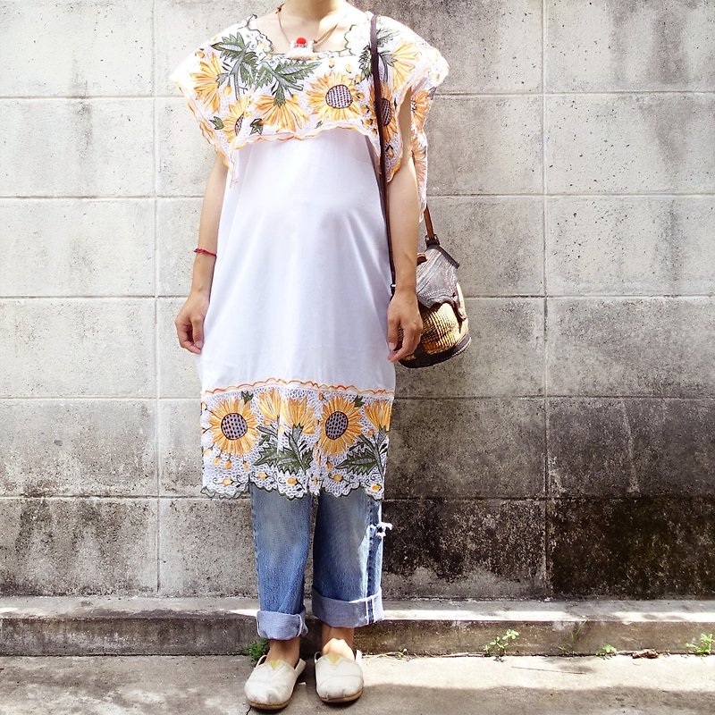 BajuTua /古着/ 70's墨西哥玛雅传统蕾丝连身裙Terno Mayan dress - 洋装/连衣裙 - 棉．麻 白色